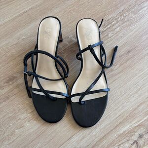 Love-bonito Women's Black Sandals